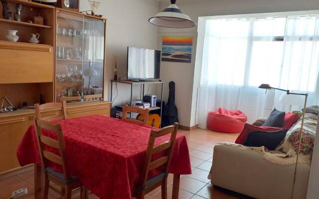 Apartment with 2 Bedrooms in Vila Nova de Gaia, with Wonderful Mountain View, Furnished Balcony And Wifi - 8 Km From the Beach