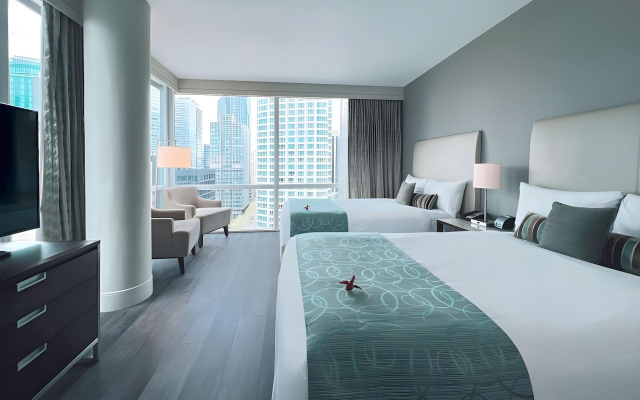 Coast Coal Harbour Vancouver Hotel by APA