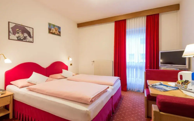 Maria Hotel