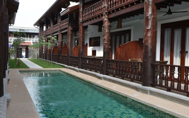 Treasure Hotel Laos