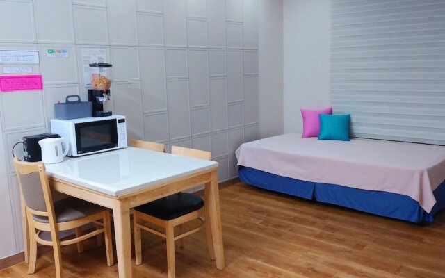 Coco Guesthouse - Hostel