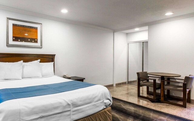 Rodeway Inn & Suites Pacific Coast Highway