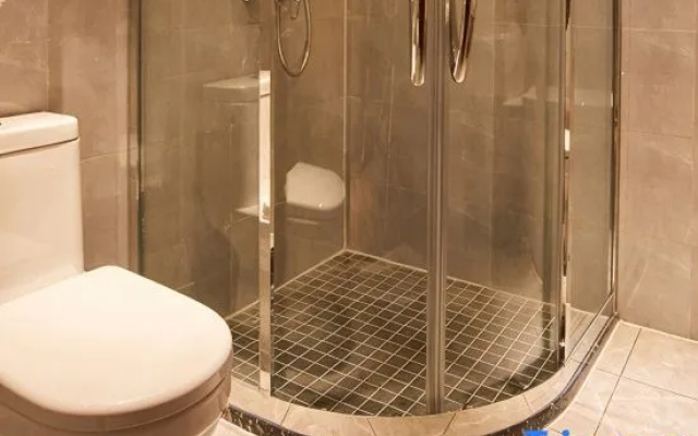 Meili Living Hotel – Bathroom – Dongguan