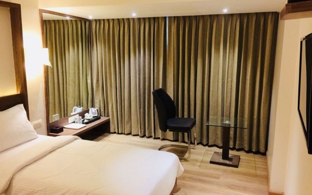 Hotel Aarya International