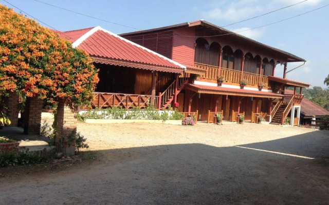 Mitkhoonyoum Hotel