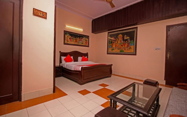 Oyo 15214 Mahal Rajwada Resort