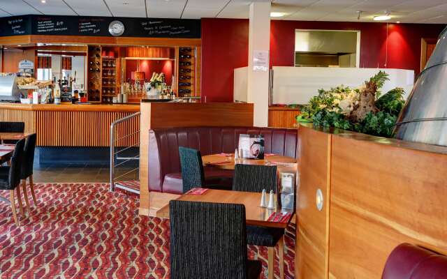 Best Western Kings Manor Hotel