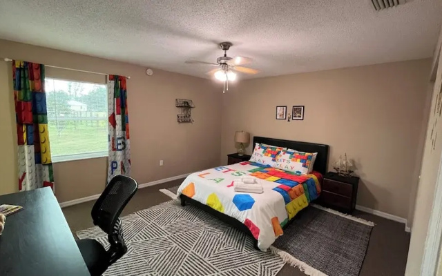 BlockHaven near Legoland & Disney
