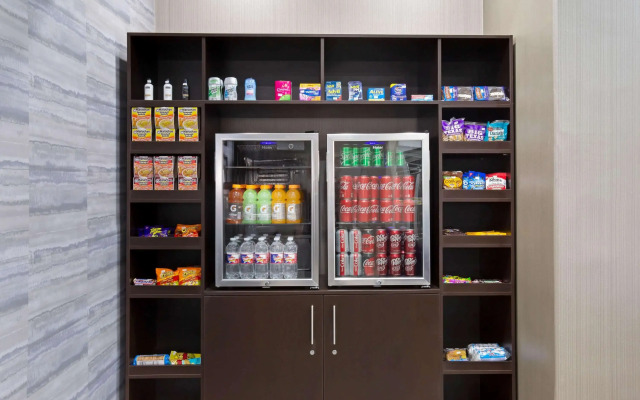 La Quinta Inn & Suites by Wyndham Pharr North McAllen