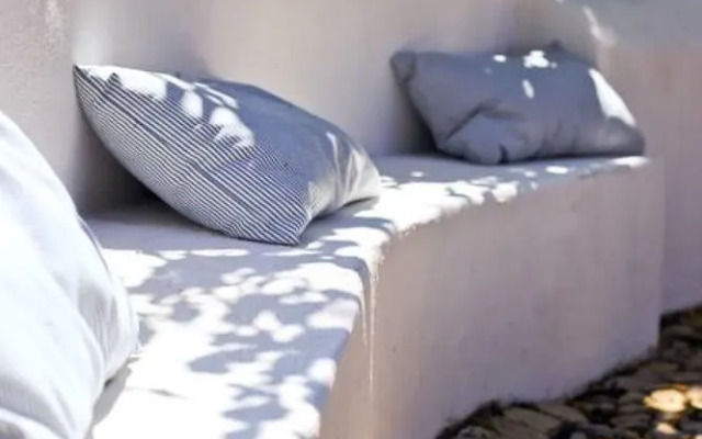 Pine Tree House in Azeit o