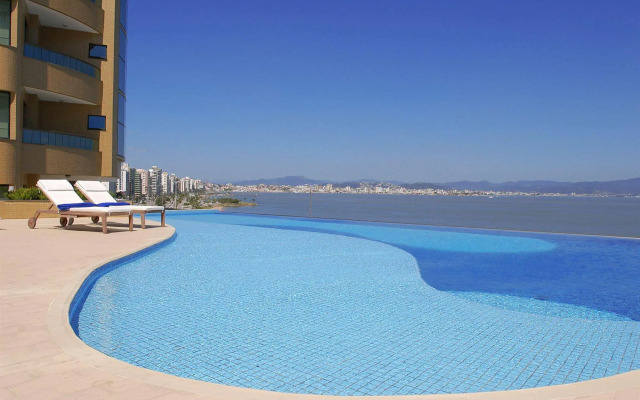Majestic Palace Hotel
