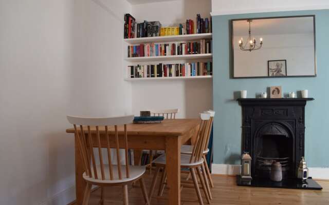 1 Bedroom Flat In Lower Clapton, Hackney