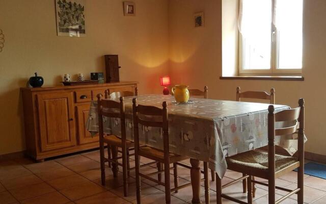 Gîte Villemontais, 4 pièces, 6 personnes - FR-1-496-121