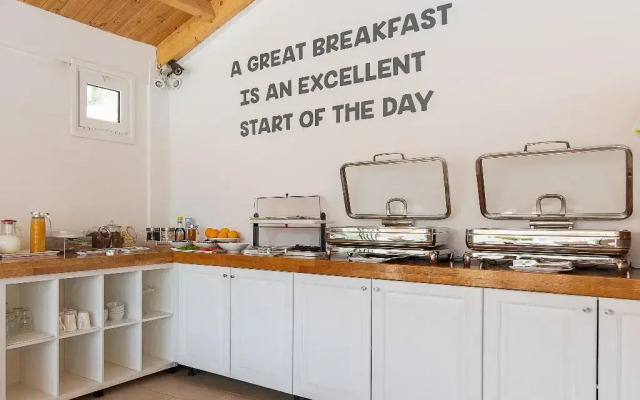 Nana Angela Apartments