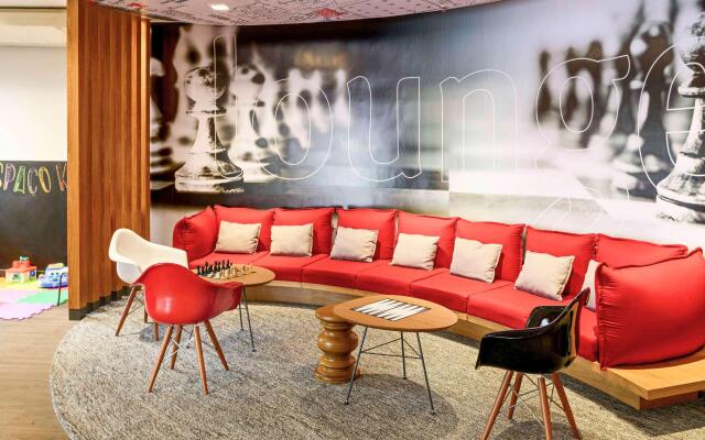 Ibis Joinville