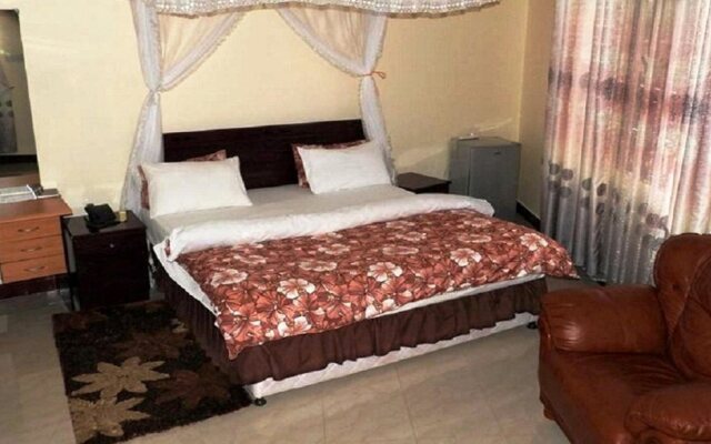 Lenny Hotel
