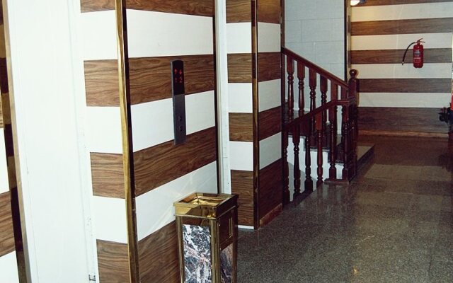 Al Nabarees Al Raqi Furnished Units