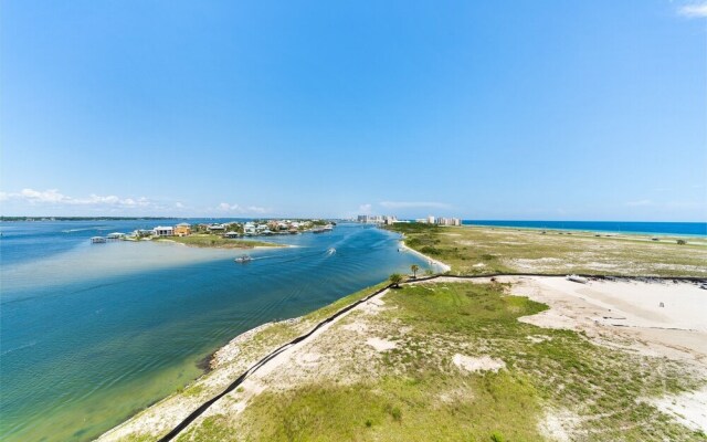 Crd0609 2 Bedroom Condo