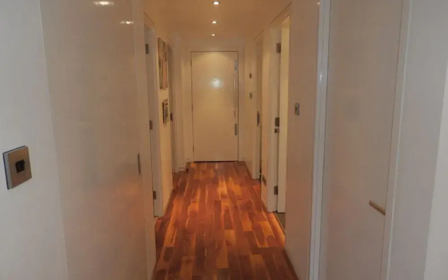 Oxford Street Apartment