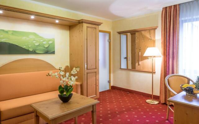 Hotel Holl