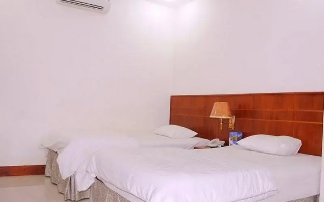 Eden Hotel