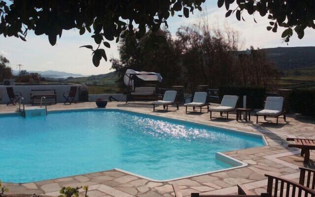 Arokaria Hideaway Suites