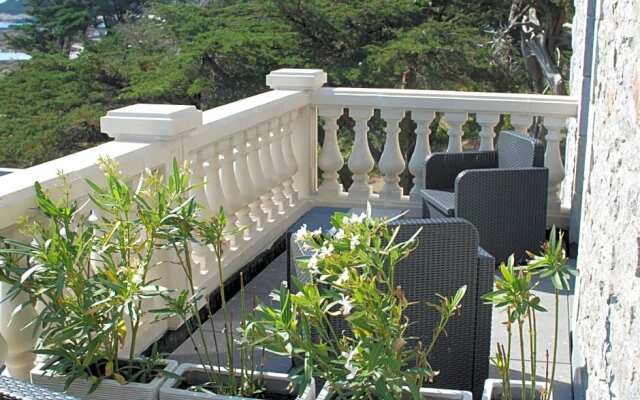 Villa Belmont