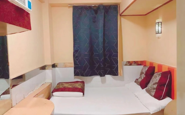 Royal Capital Hotel