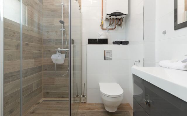 Lake House Sosnowy Las Mielno by Renters
