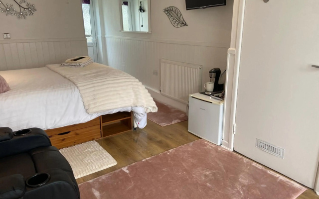 Aquarius B&B