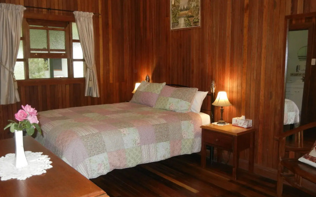 Amamoor Lodge
