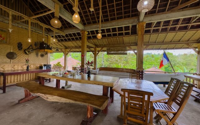 Mulia Bali Garden Bungalow