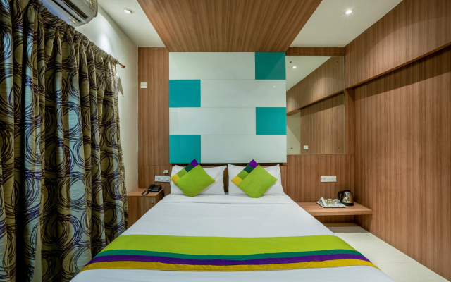 Treebo Hiland Suites