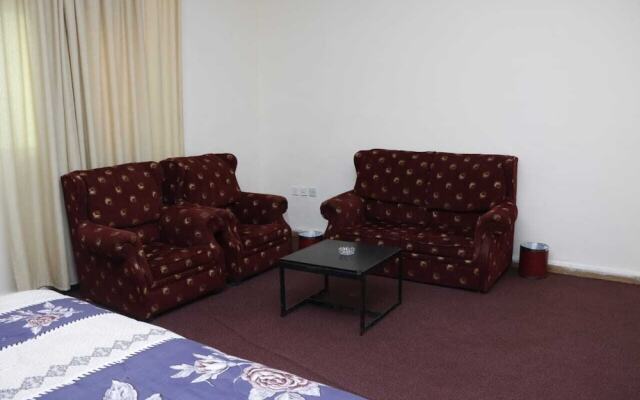 Seleen Hotel Suites