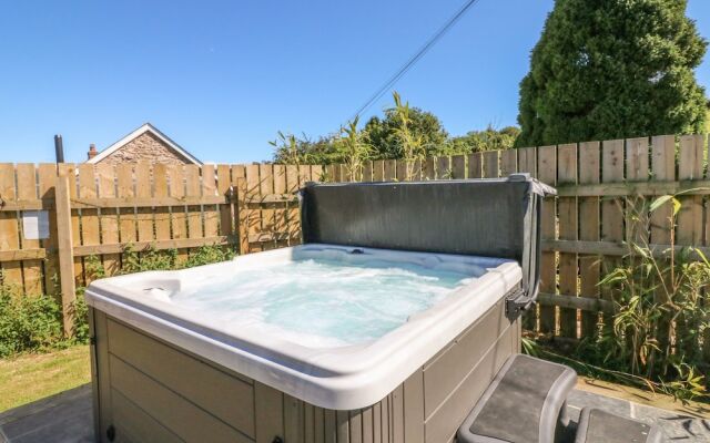 Middle Dean Farmhouse