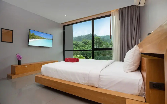 Designer 4BR Pool Villa Gentle Breeze