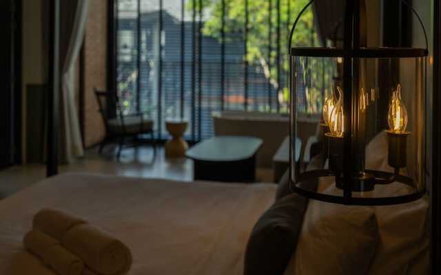 Shamrock Chiangmai Hotel - Adults Only