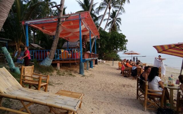 I Talay Beach Bar & Cottage Taling Ngam