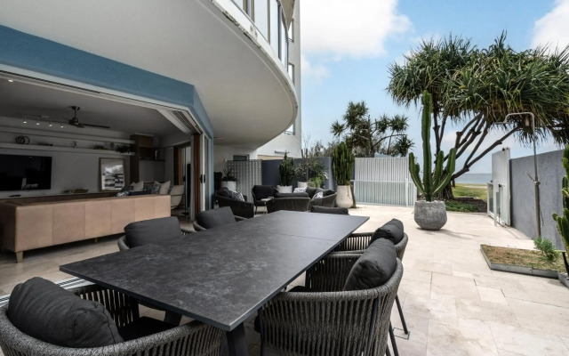 Rolling Surf Resort