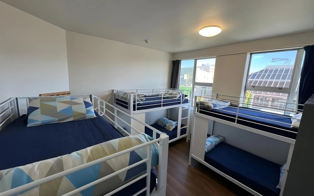 Backpackers Central Hamilton – Guest Rooms – Hamilton