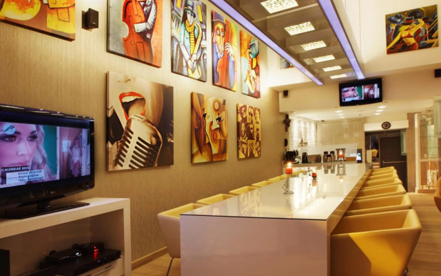 Jazz Hotel