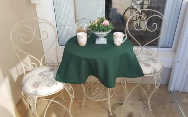 Papillon Guest Suite