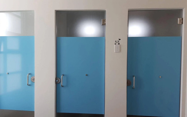 Glocal Beachside Hostel