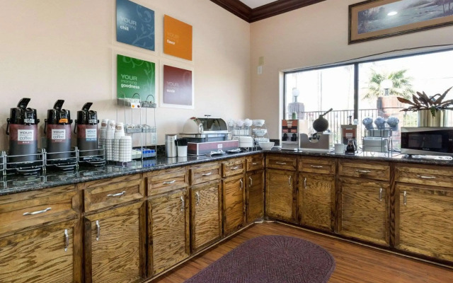 Comfort Suites Lake Jackson Clute