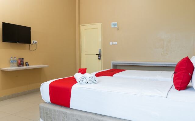 RedDoorz near Sultan Mahmud Badaruddin Airport Palembang
