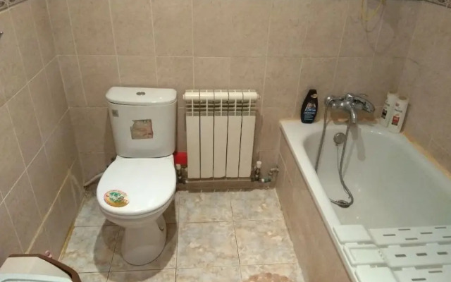Guest House on Griboedovsky 27a - hostel