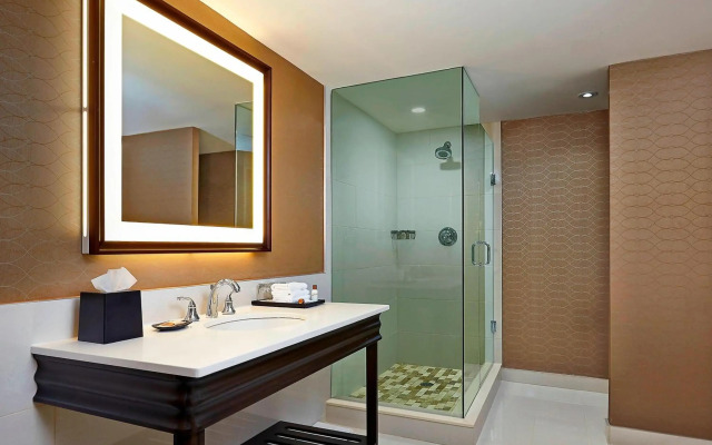 Sheraton Parkway Toronto North Hotel & Suites