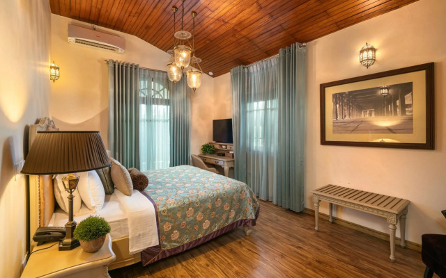 Clove Villa