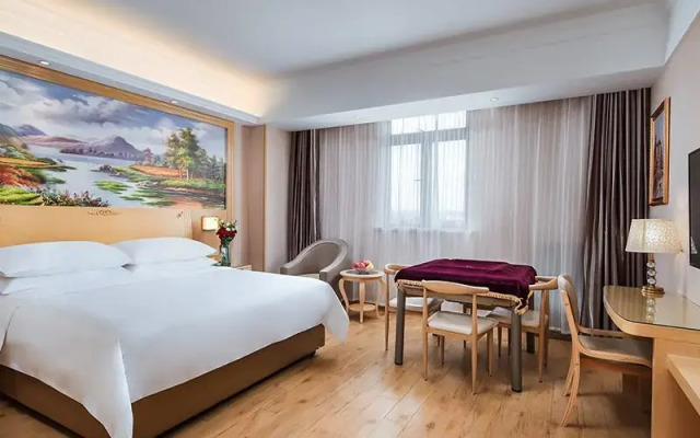 Vienna Hotel Shanghai Hongmei South Road