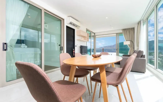 Sea View 2BR Apartment C73 in Oceana
